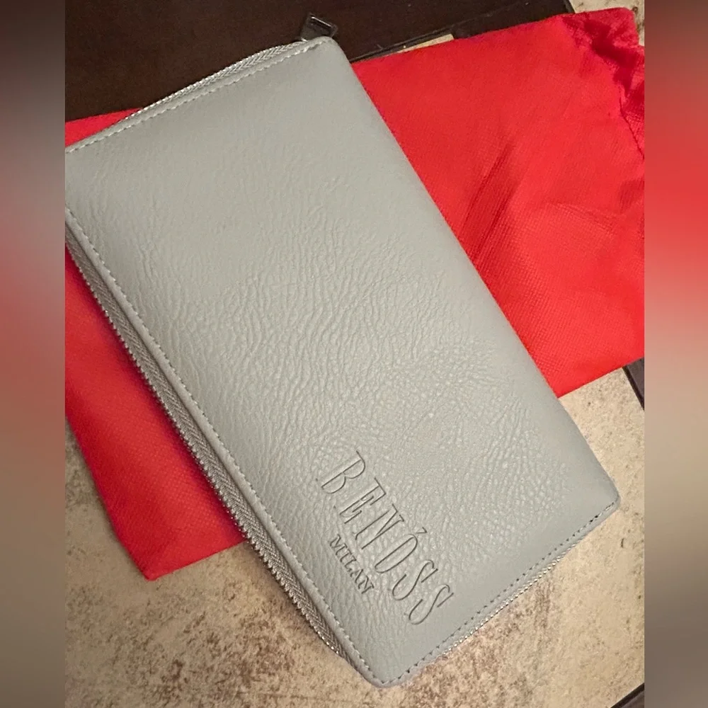 Benoss Milan Zip Around Wallet Gray Vegan Clutch 8.5”x 5” Silver Toned Hardware - Picture 3 of 5